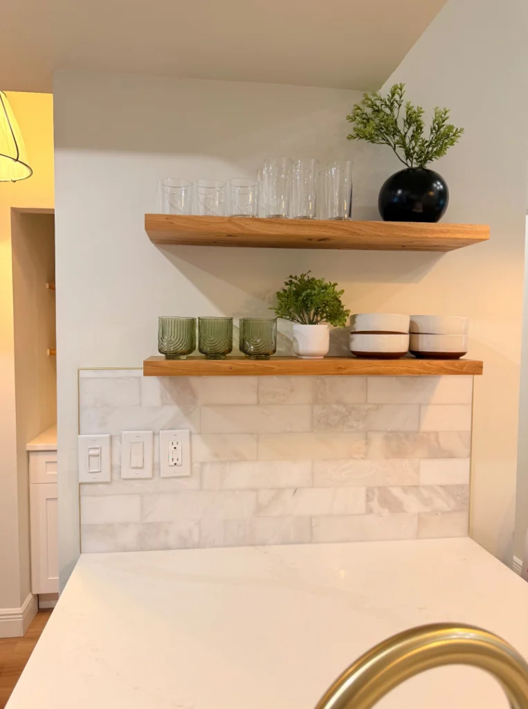Warm lighting Foundation